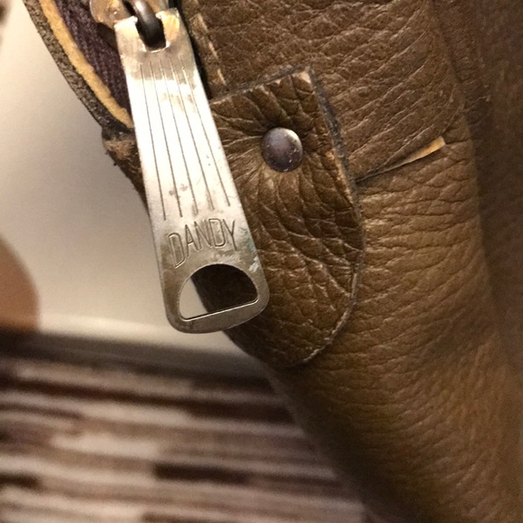 Vintage olive green pebble leather purse - Picture 7 of 13